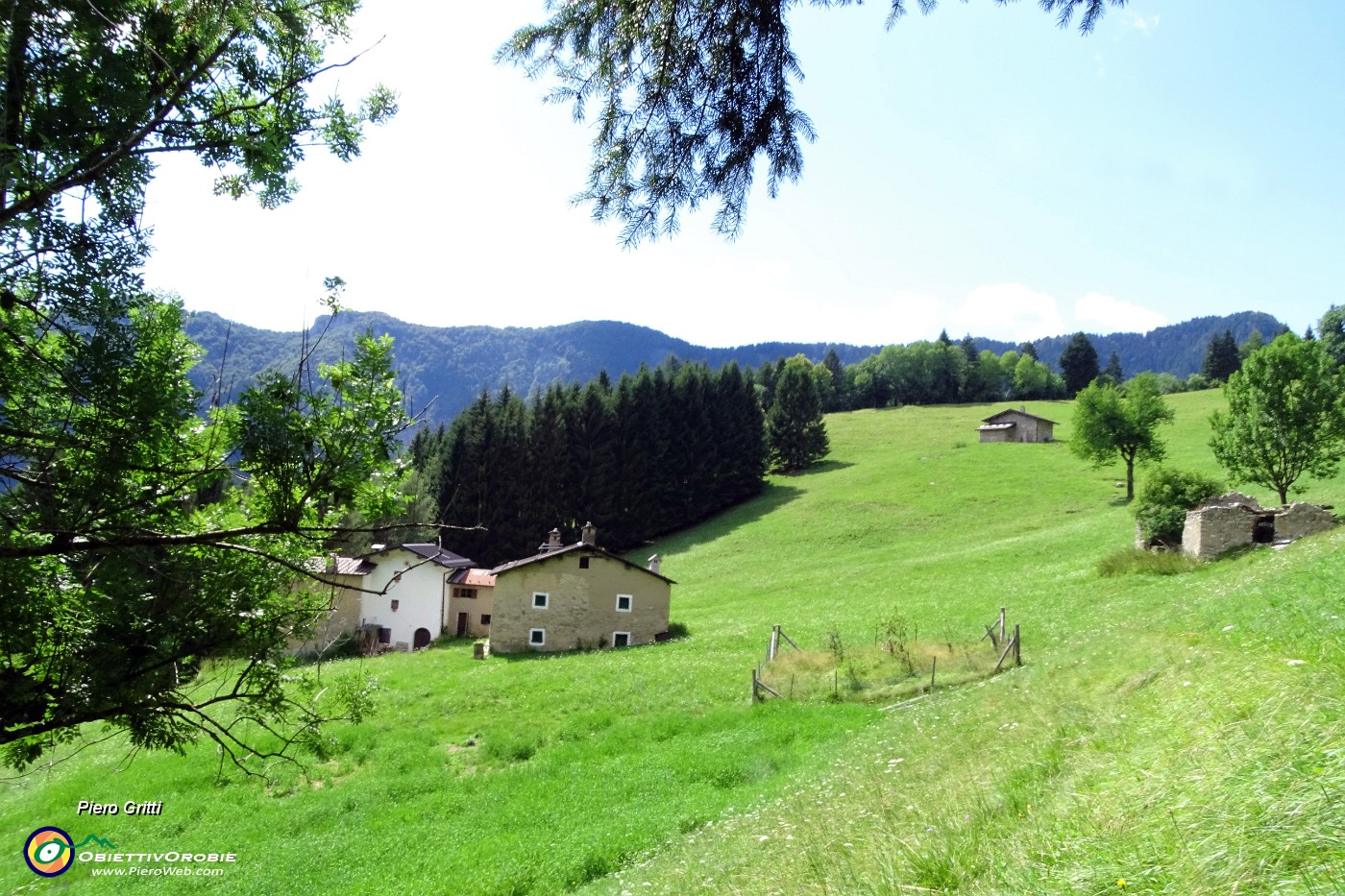 66 Il piccolo borgo di Sambior.JPG -                                